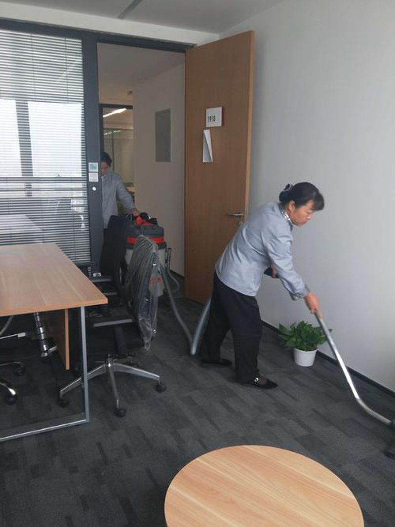 商场保洁